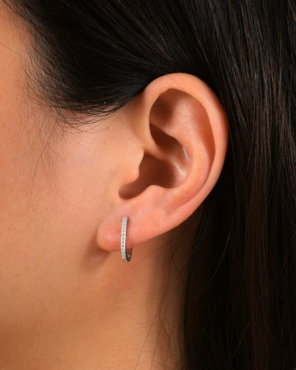 HOOPS EN CARRÉ EMPILÉS.